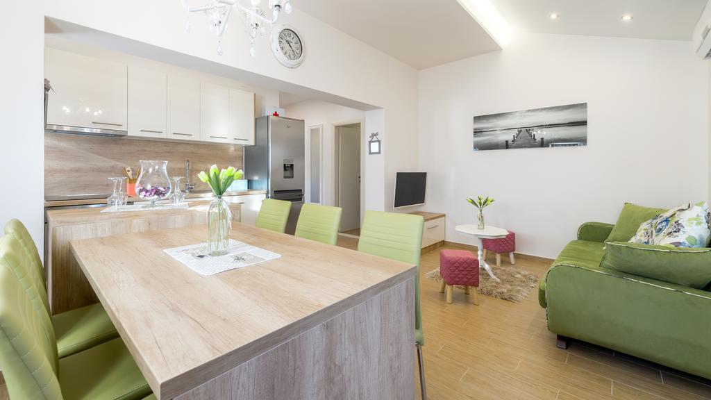 Apartment Libero Podstrana Kültér fotó
